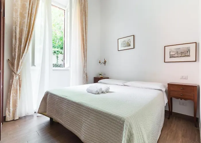 Casa In Monti Affittacamere 4*